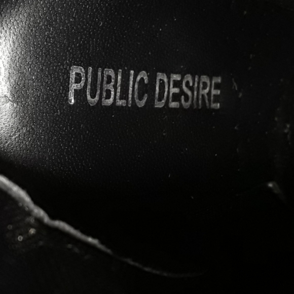 PUBLIC DESIRE Fleek Silver O Ring Zipper Black Faux Suede Ankle Boots 7 - Picture 8 of 13